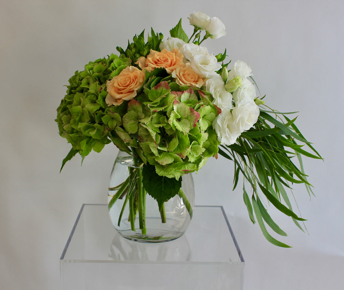 Vase of flowers simple and elegant